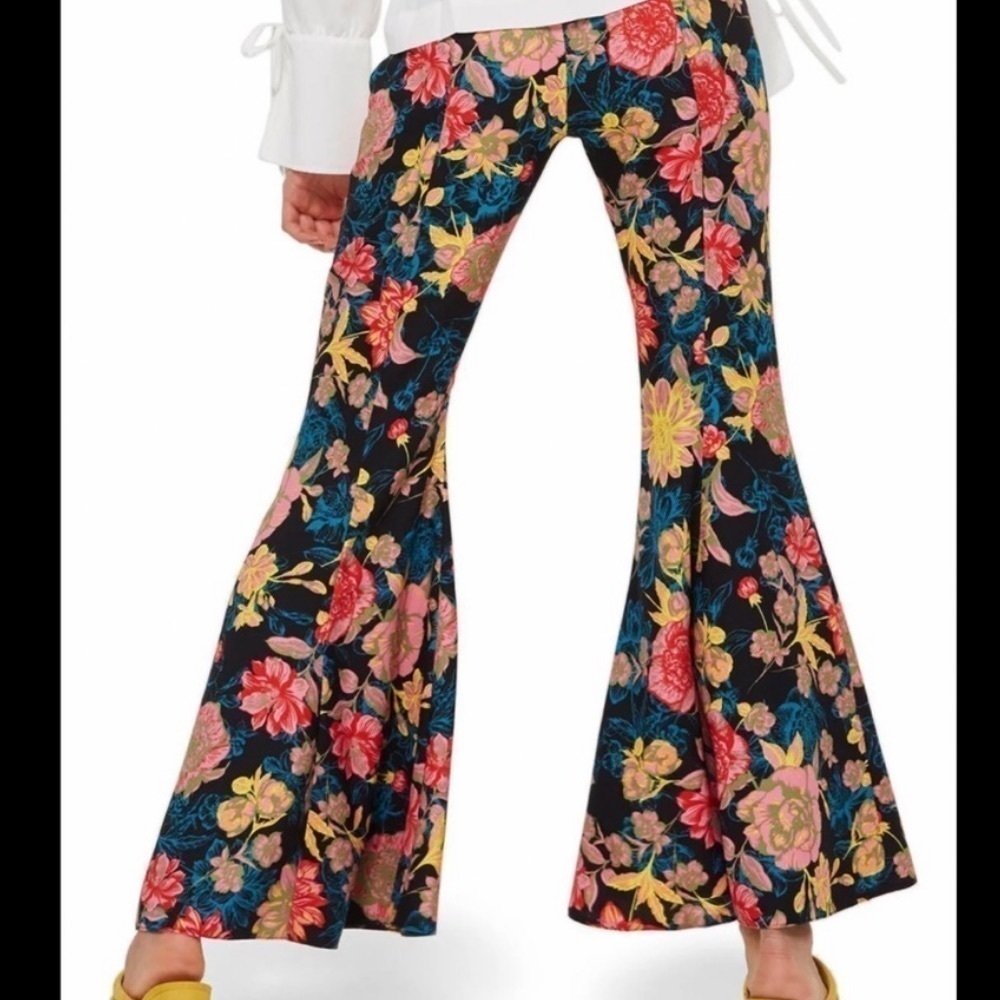 Topshop Floral Boho Bell Bottom Pants. Size 2 - Picture 6 of 10